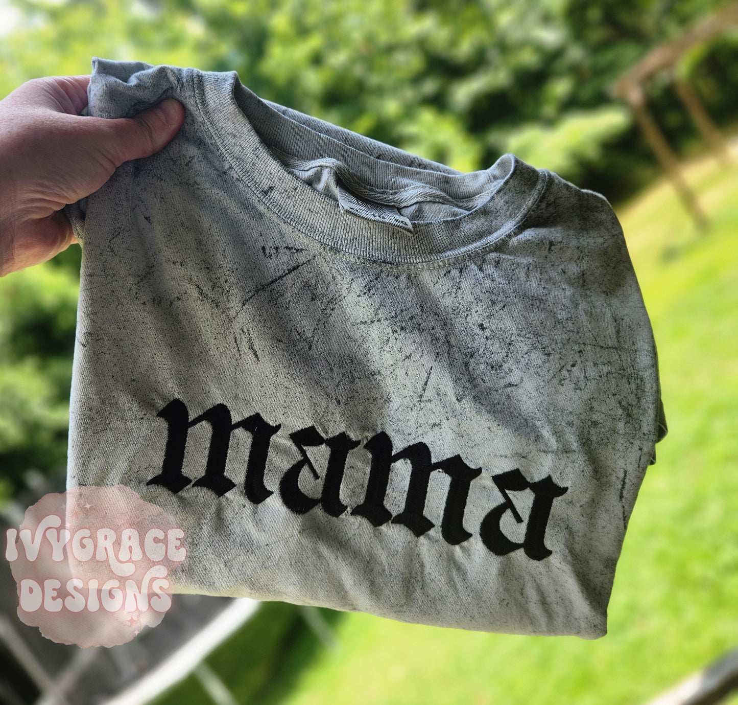 Mama - comfort color colorblast