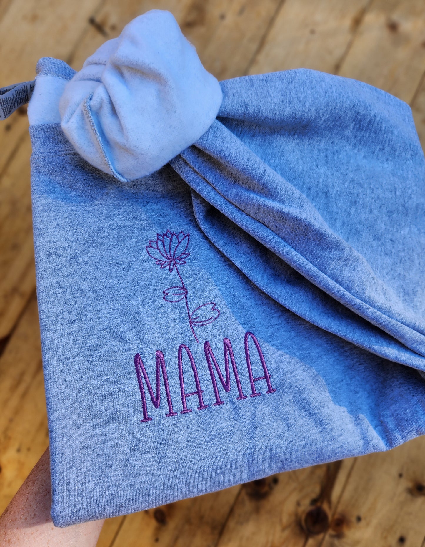 Birth month sweatshirts🌸