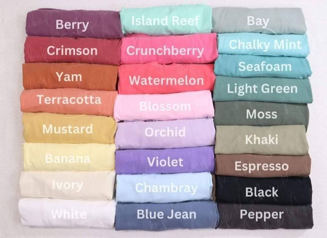 "__ mom" comfort color tee embroidery