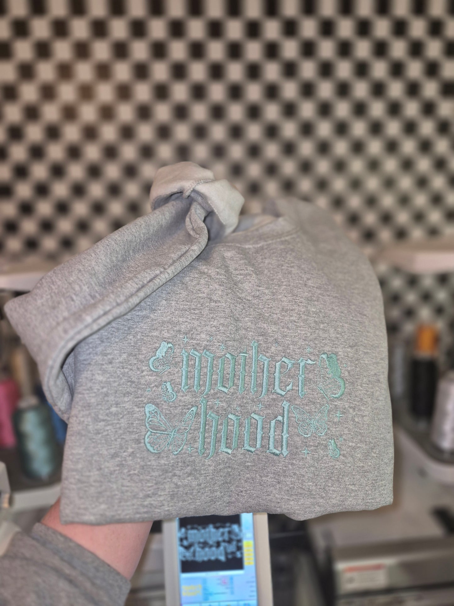 Motherhood 🦋- cc tees & gildan crews- read description