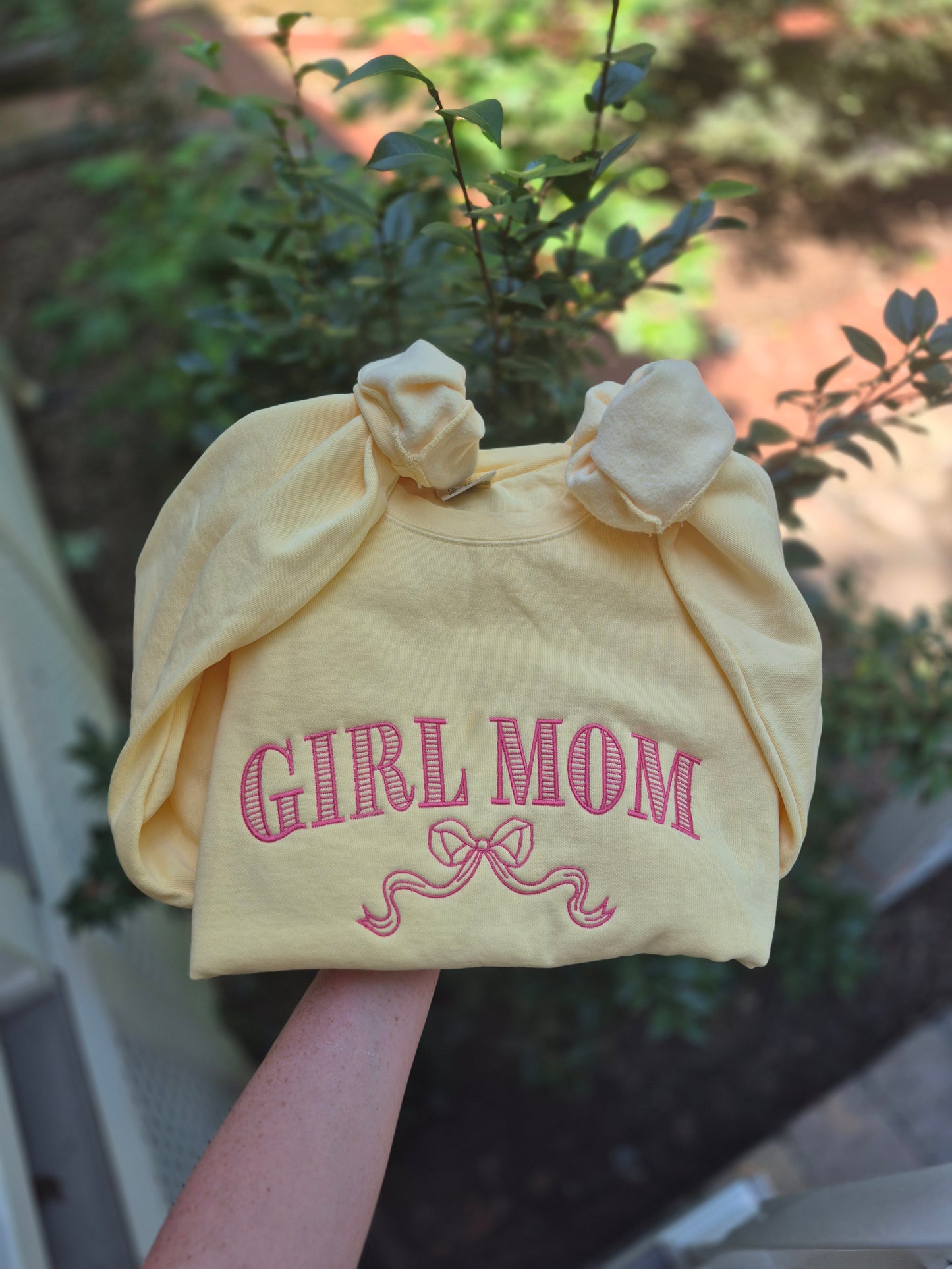 Girl mom 🎀