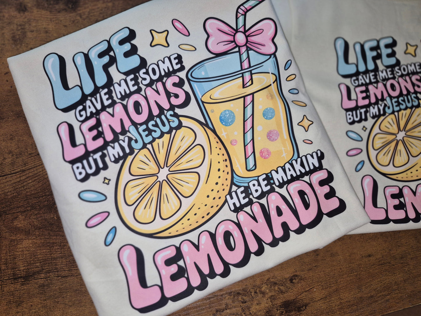 He be making lemonade 🍋