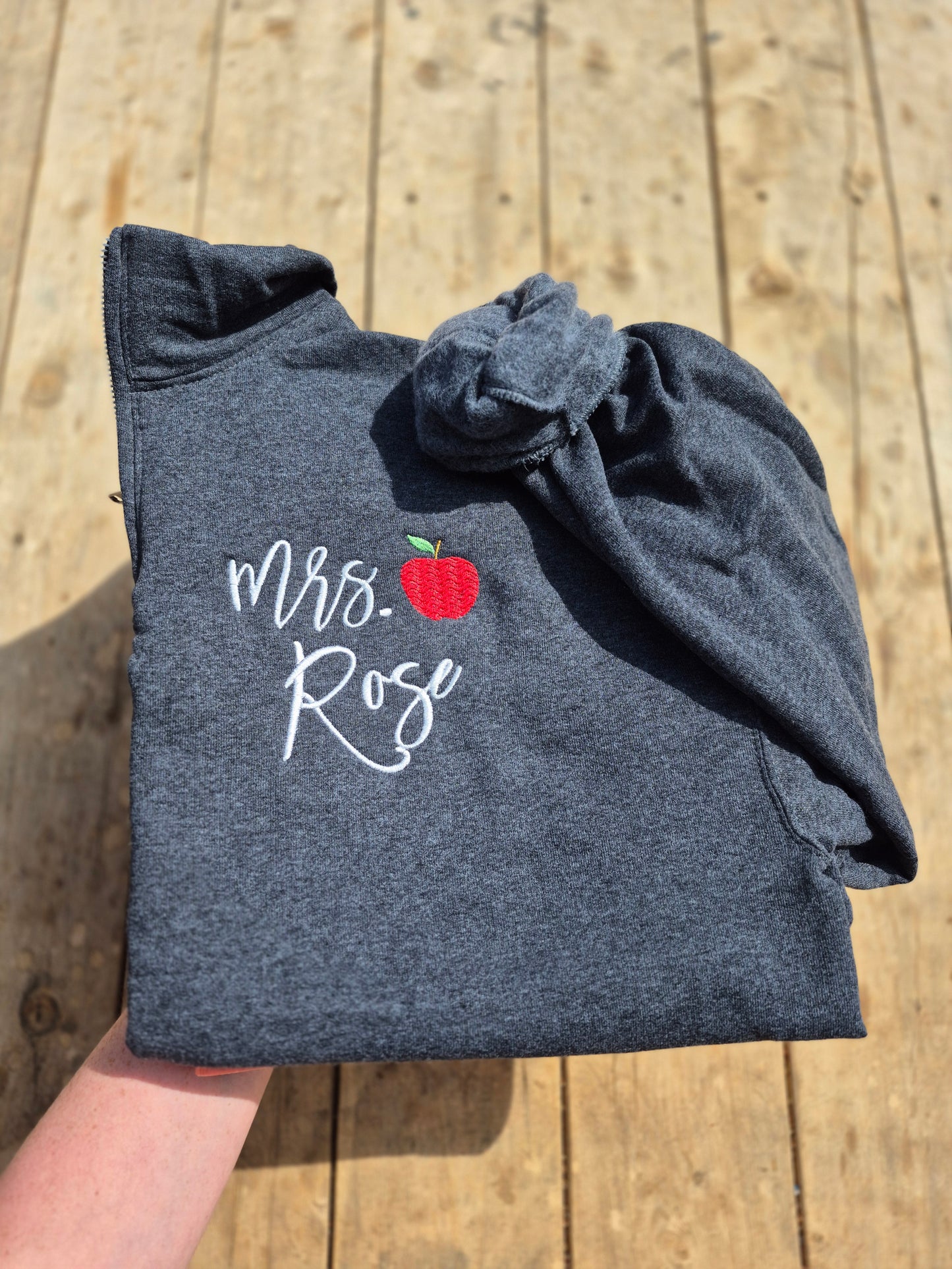 Apple / teacher embroidery q zip