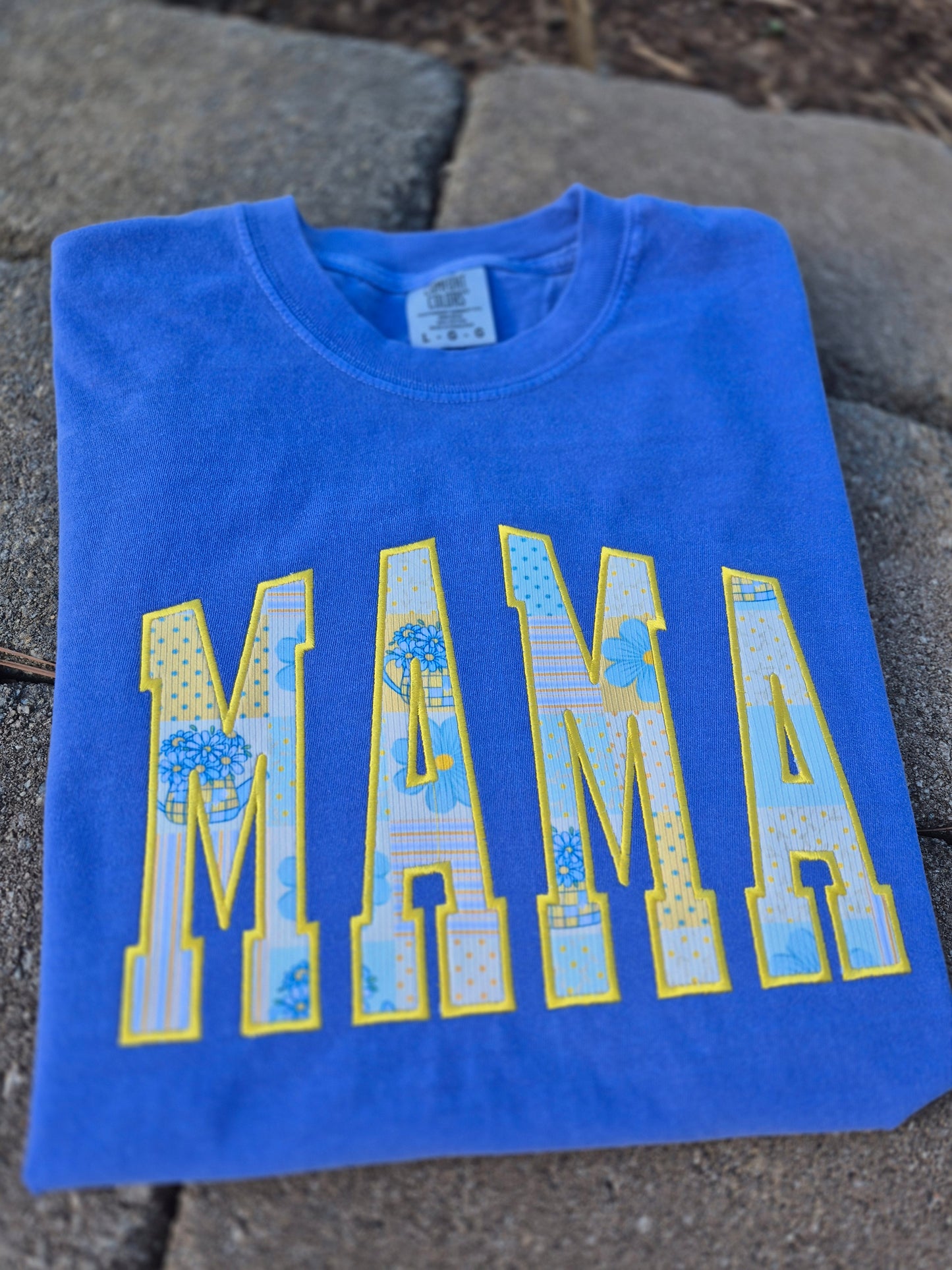 MAMA floral applique- cc tees & gildan crews
