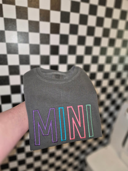 Bright MINI outline youth cc tee