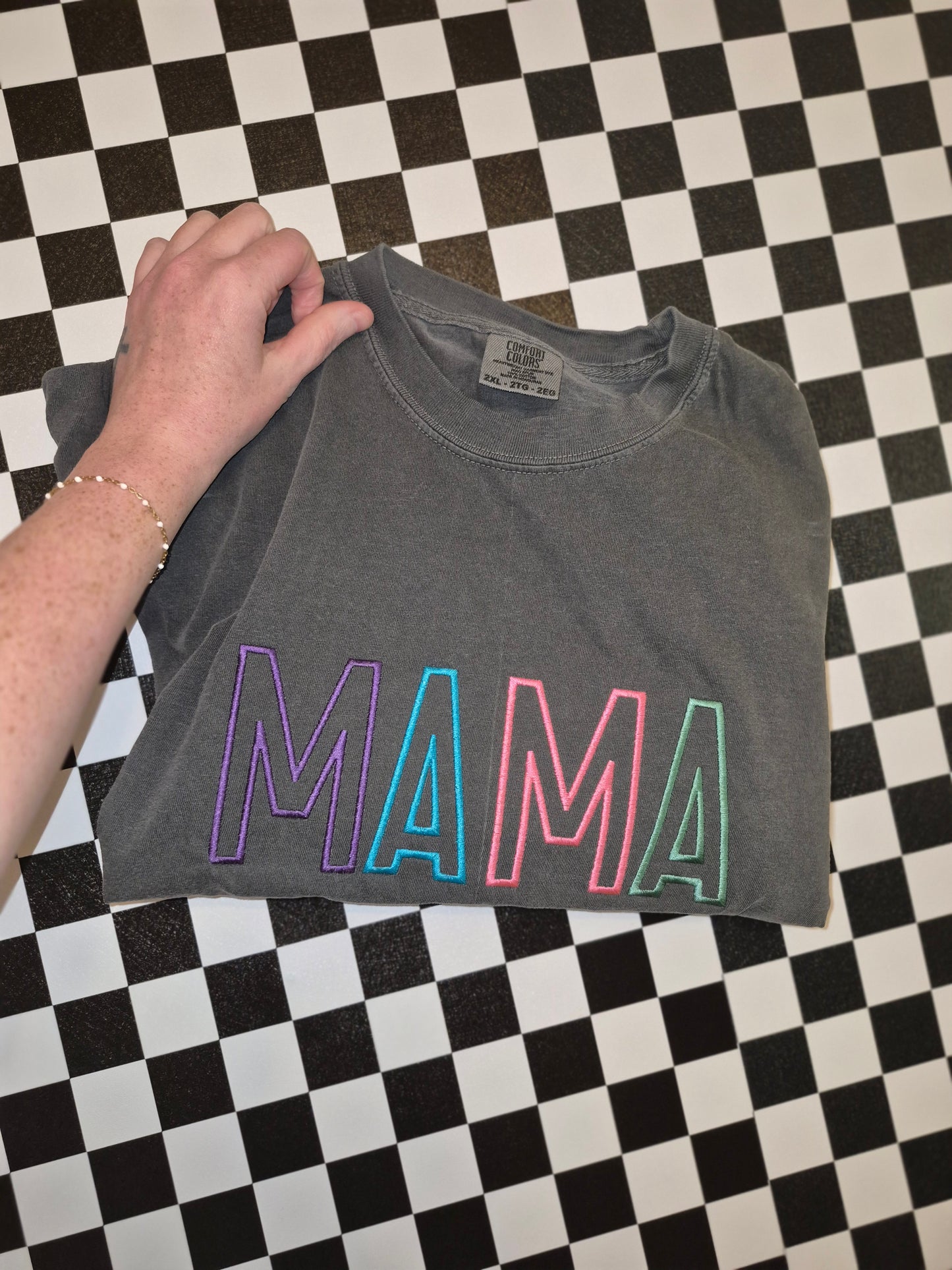 Mama bright embroidery