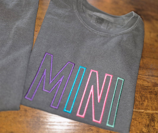 Bright MINI outline youth cc tee