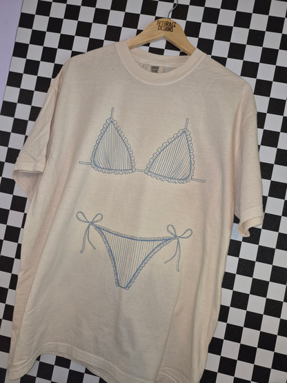 Outline bikini - CC tee