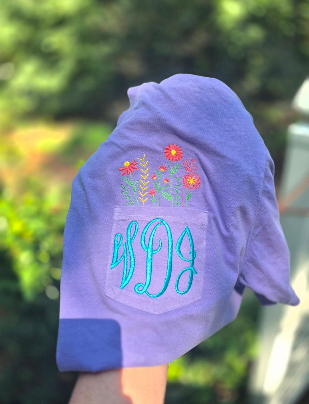 Floral monogram pocket tee - read description
