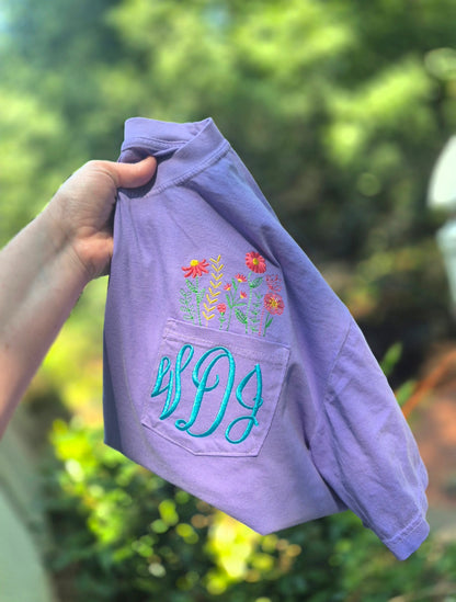 Floral monogram pocket tee - read description
