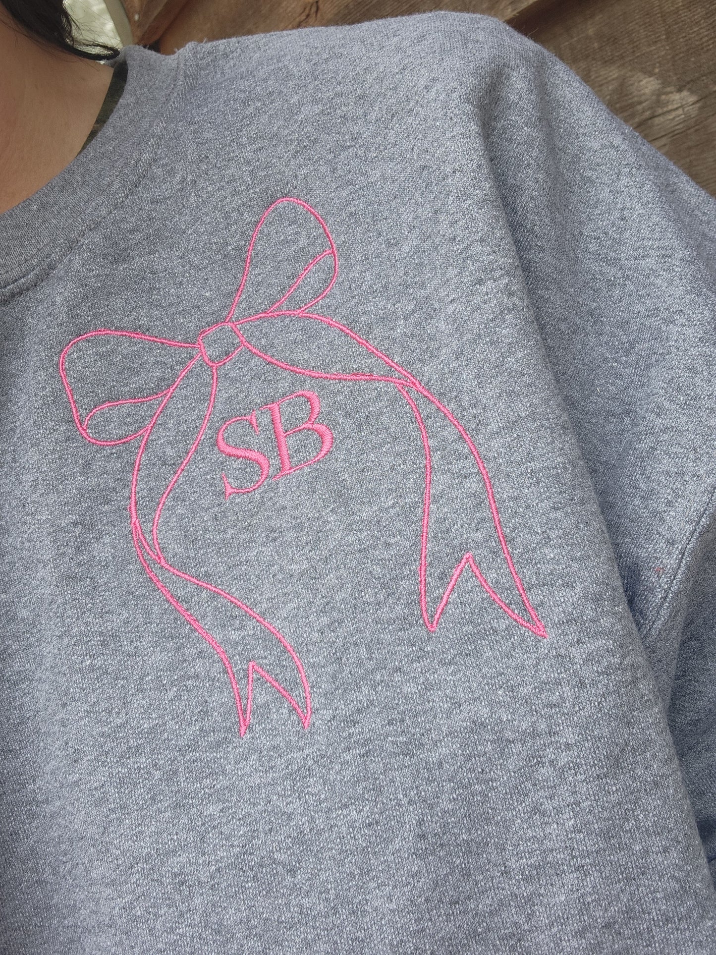 Bow initial embroidery crews(adults)
