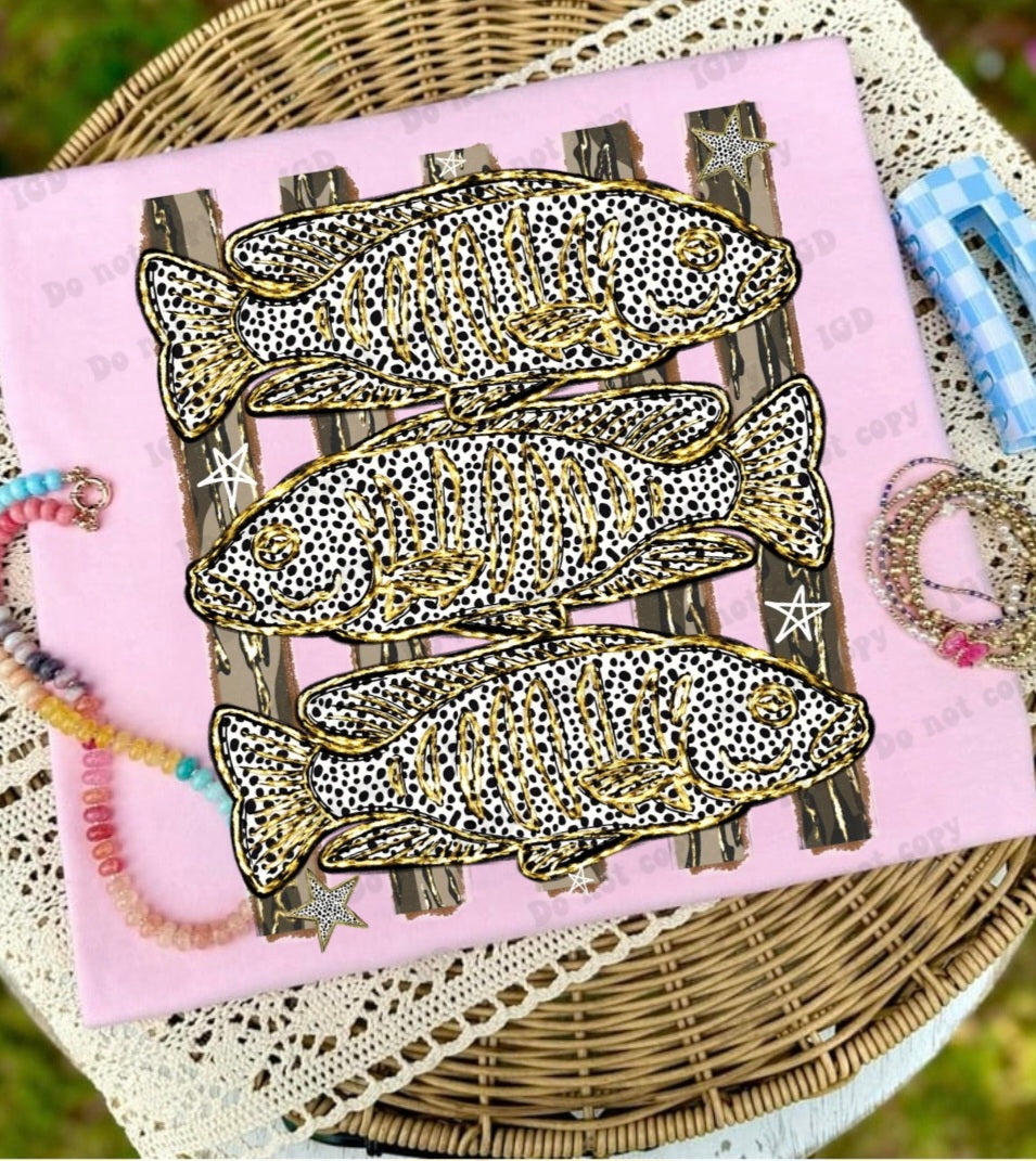 Dotted fish - CC tee