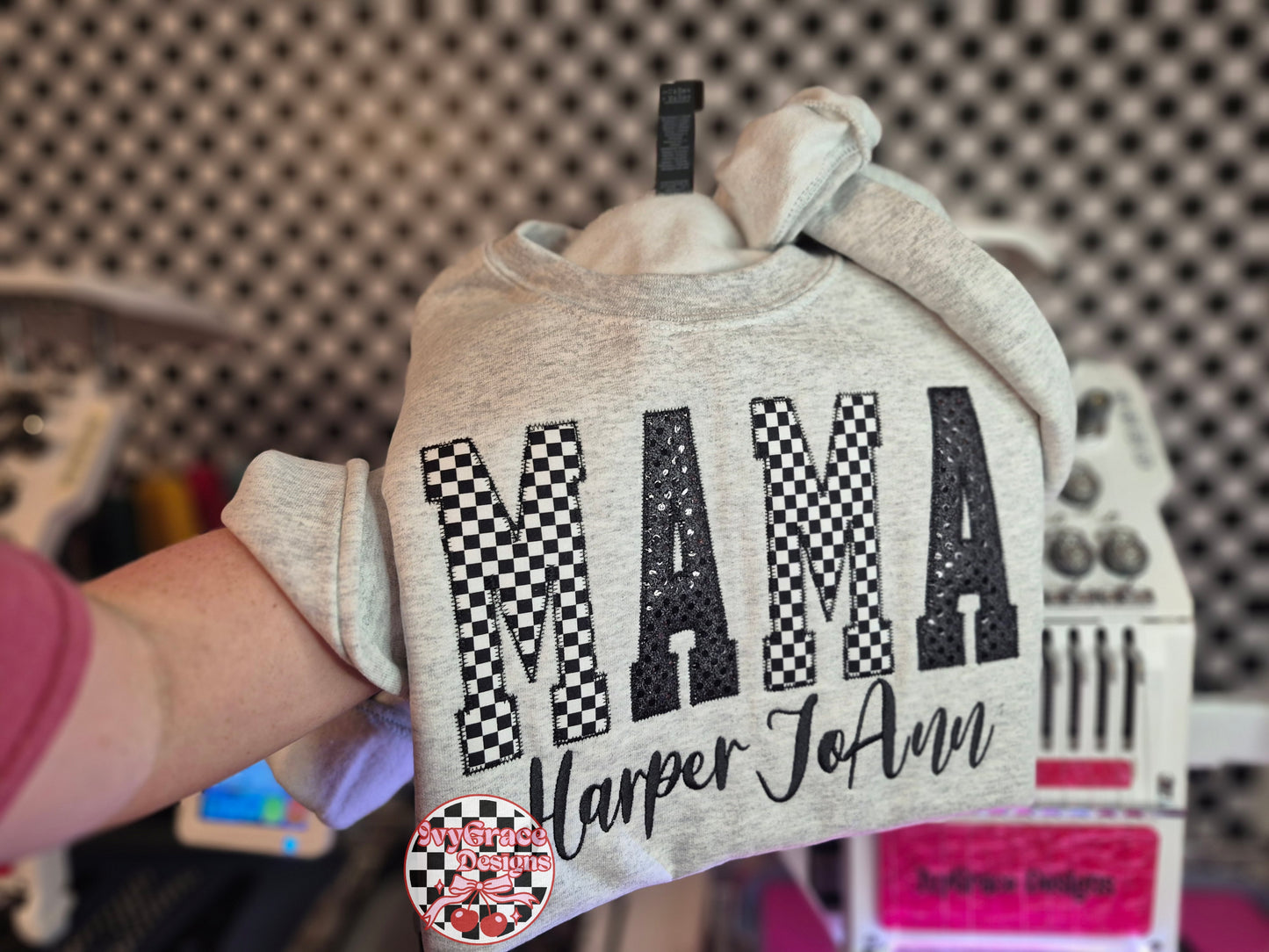 Mama checker & sparkle applique- read description