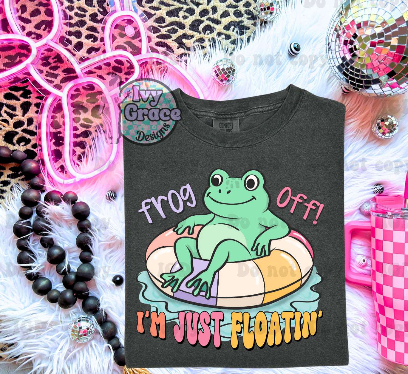 Frog off in just floatin' 🐸