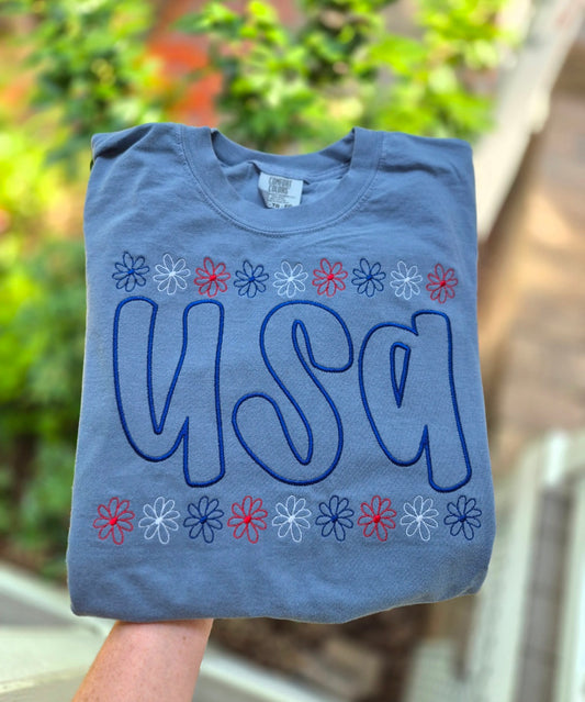 USA ❤️🤍💙 cc tees & gildan crews